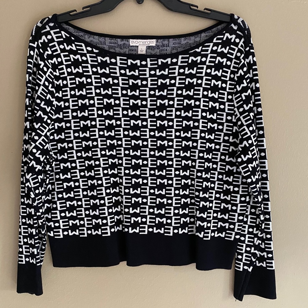 New Black/White NY&C sweater